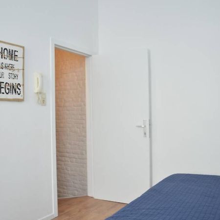 Awesome Studio In Marolles Apartment บรัสเซลส์ ภายนอก รูปภาพ