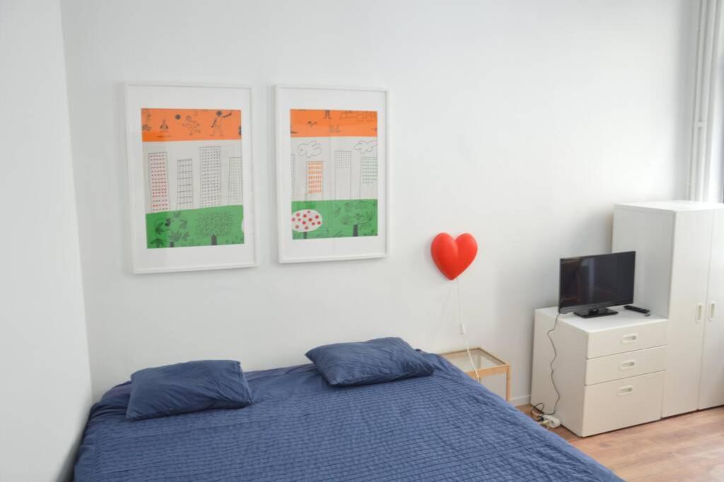 Awesome Studio In Marolles Apartment บรัสเซลส์ ภายนอก รูปภาพ